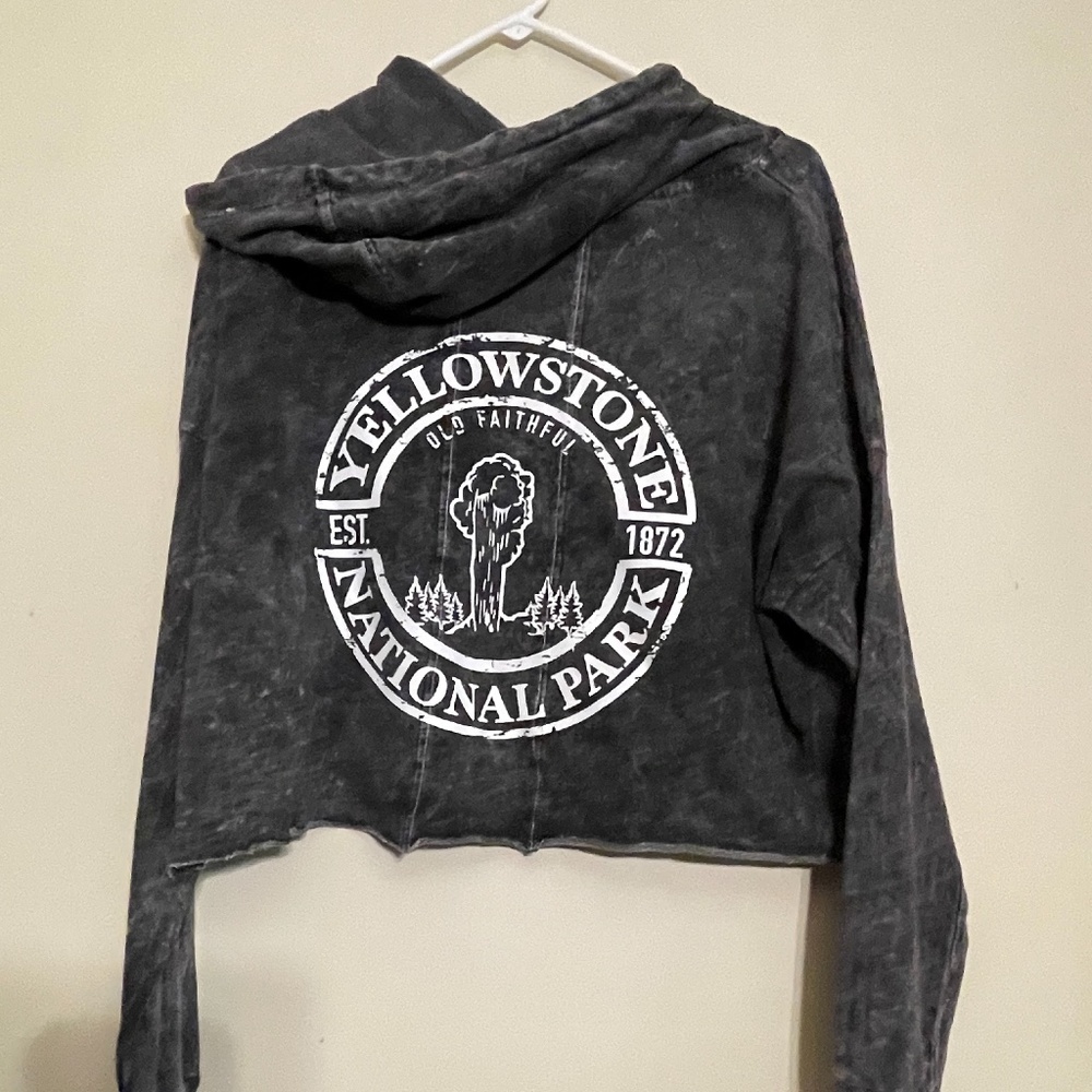 YELLOWSTONE CROPPED HOODY